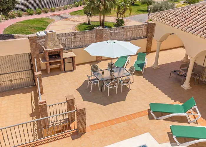 Oliva - Luxury Redesign & Private Pool * نيرخا