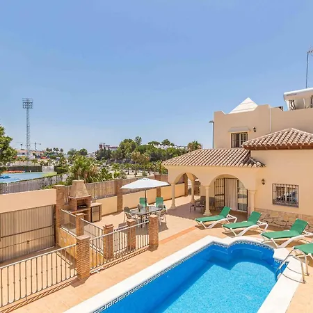 Oliva - Luxury Redesign & Private Pool *