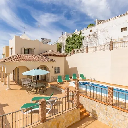 Oliva - Luxury Redesign & Private Pool Villa Nerja